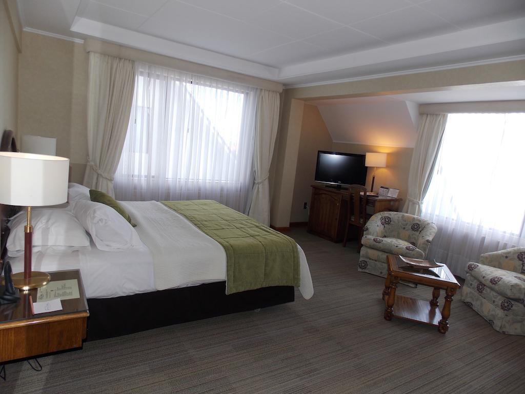 Hotel Finis Terrae Punta Arenas Esterno foto